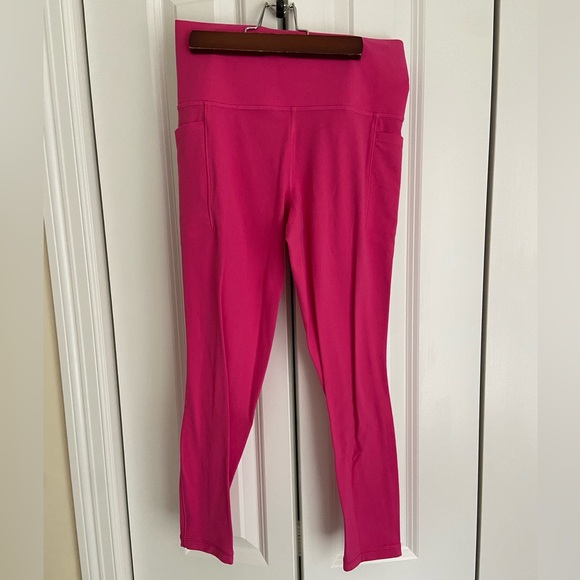 EUC ATHLETA SALUTATION STASH 7/8 LEGGINGS SIZE SMALL - Picture 1 of 6